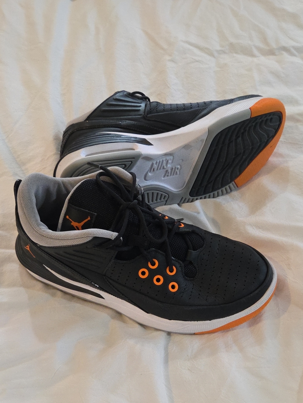 Nike AIR JORDAN men’s Low-Top Sneakers - 8